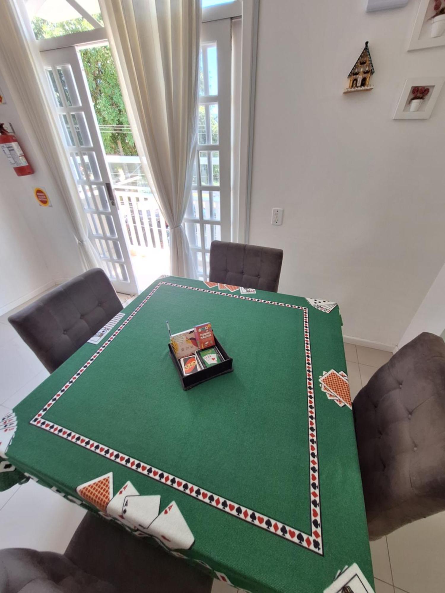 Hotel Hospedagem Palhoca Inn *